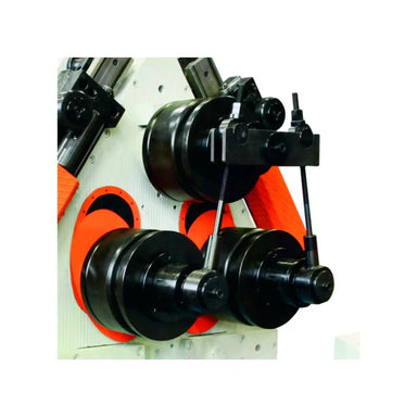 A close up image of the head on the Baileigh R-H150 roll bender, the image shows the head and rolls