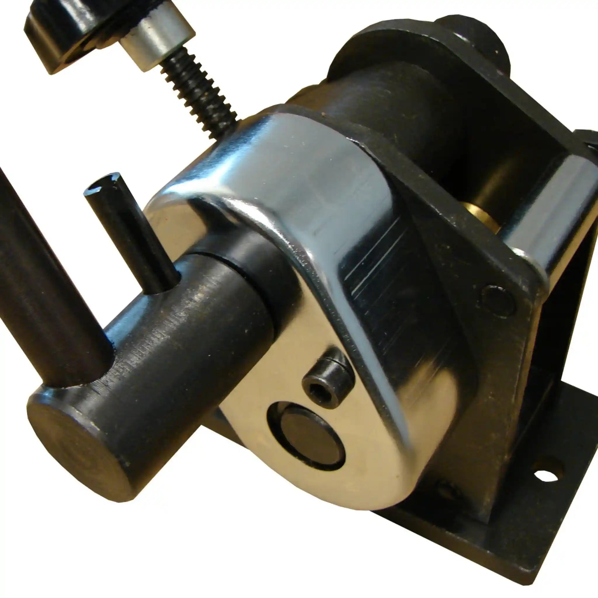 A image of the attaching handle on the  R-M3 roll bender