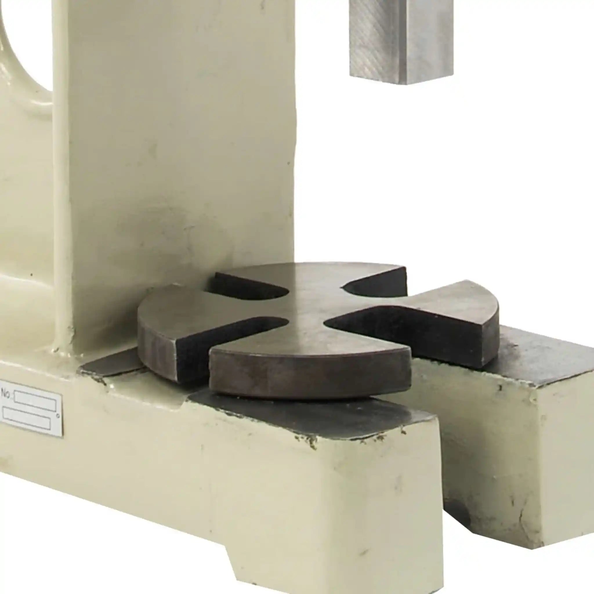 A up close image of the pinion gear on the Baileigh AP-3R arbor press