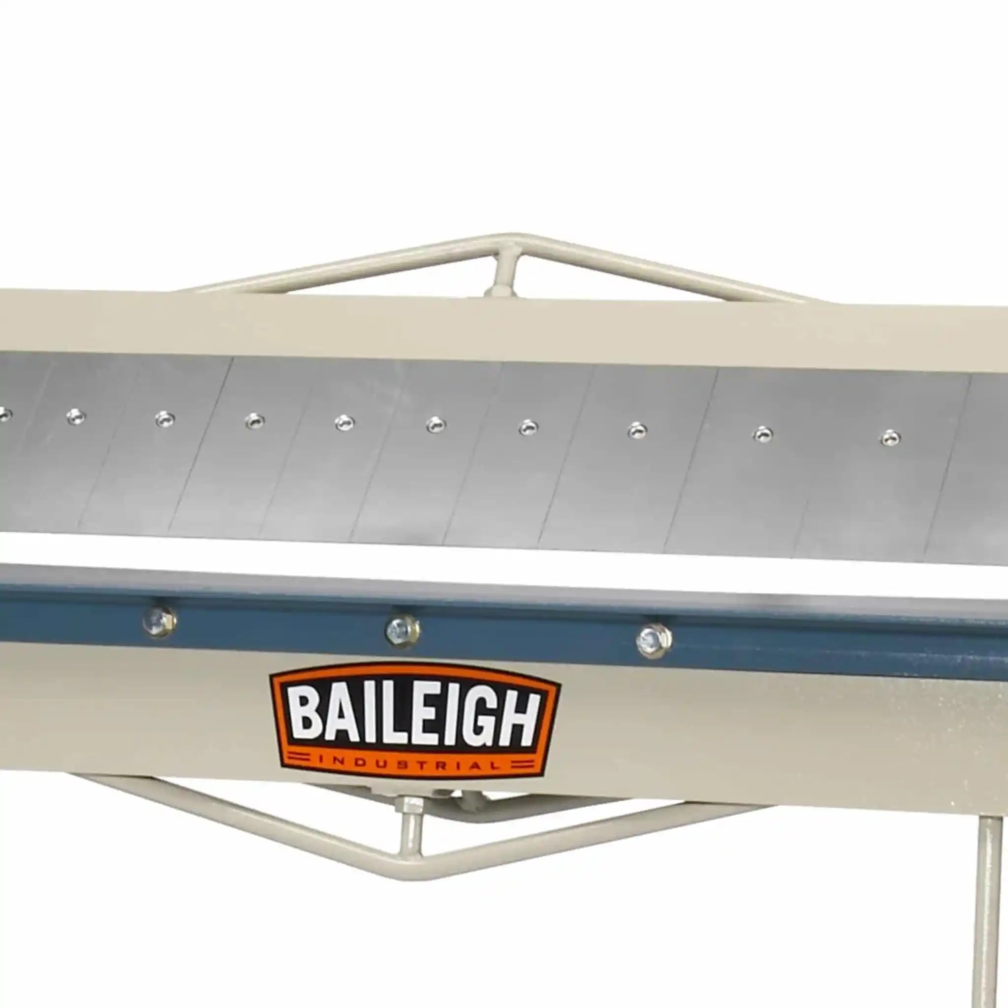 A up close image of the bending fingers installed on the Baileigh BB-4816 box and pan folder