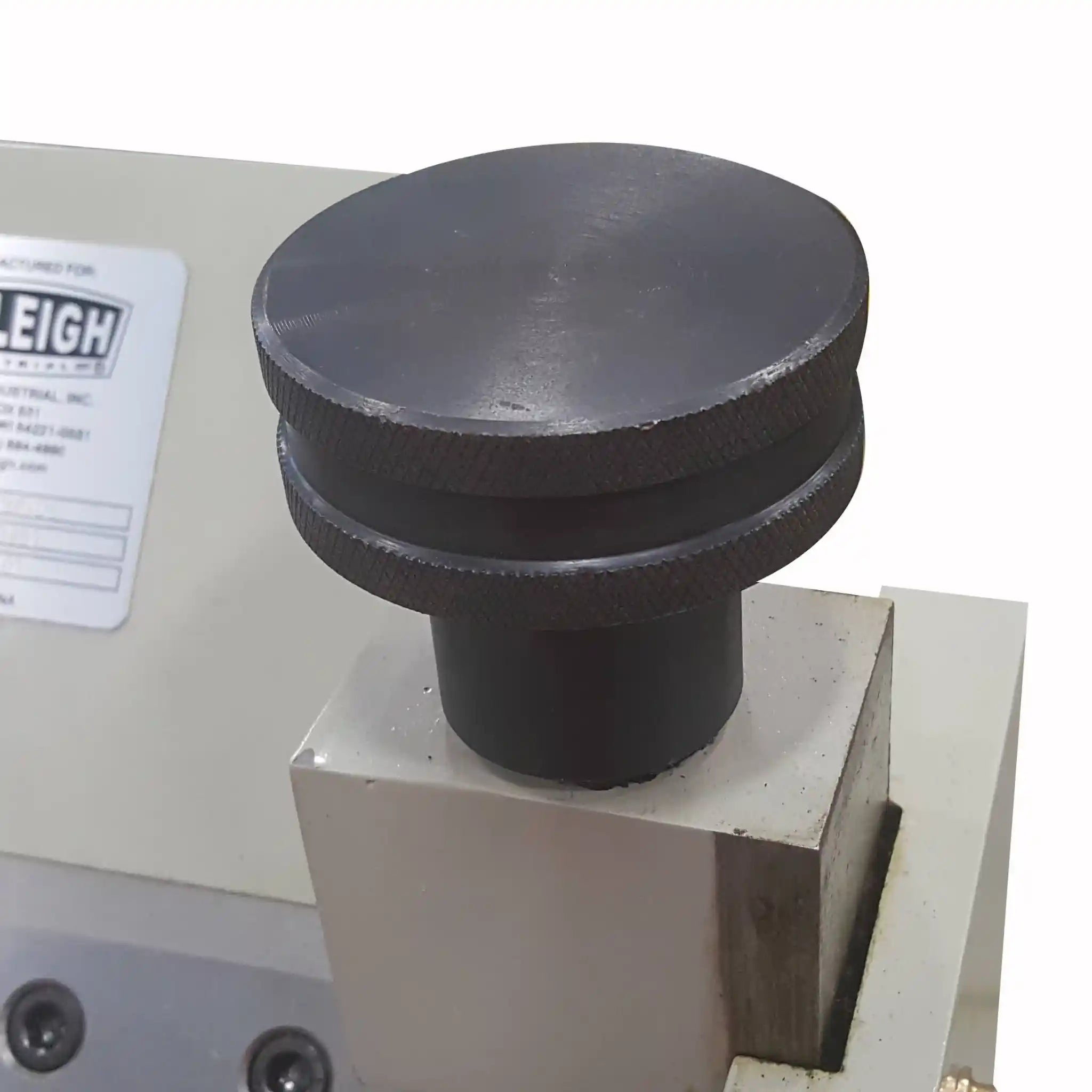 A up close of the pressure adjuster on the  BB-5014F by Baileigh