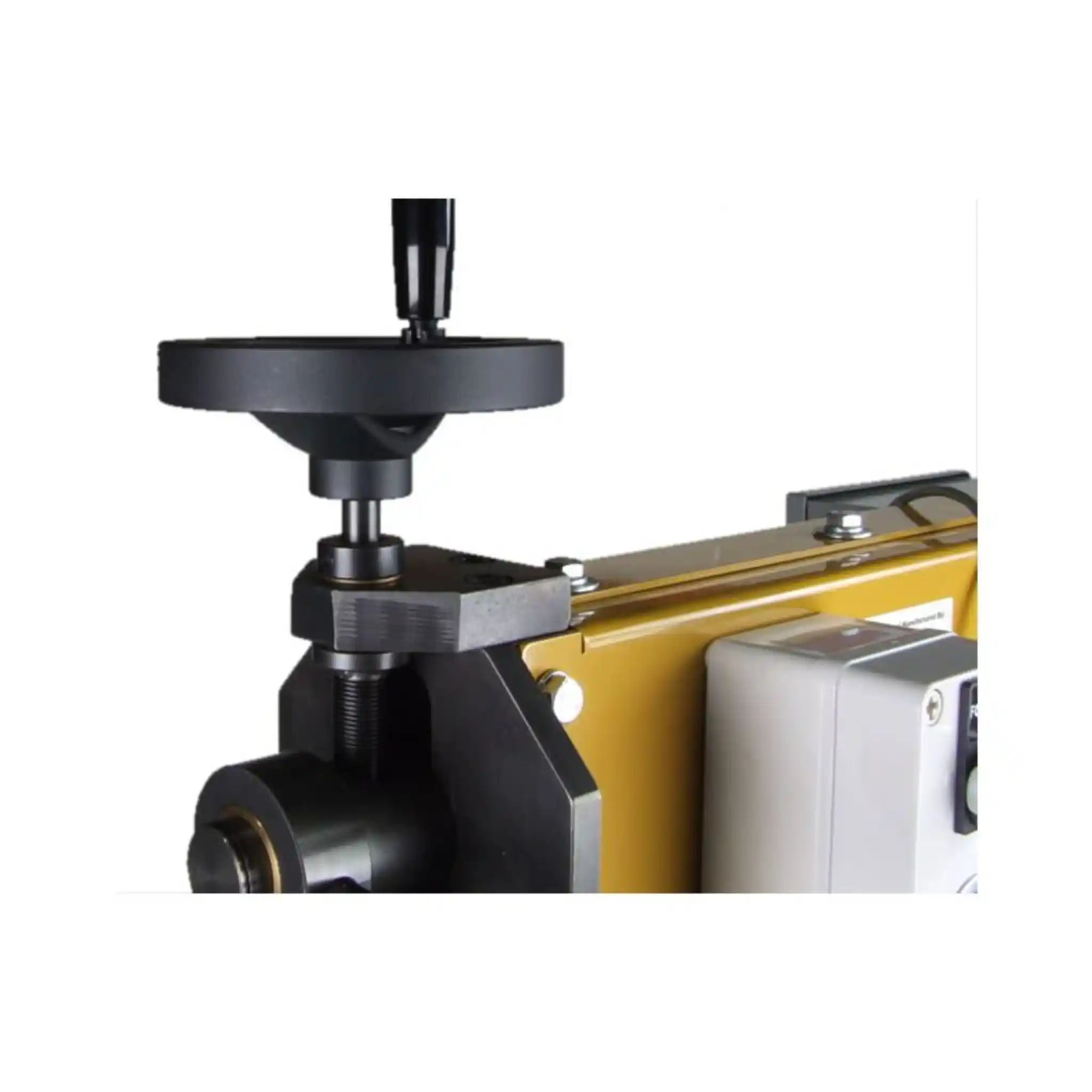 Baileigh_BR-16E-36 pressure adjustment wheel