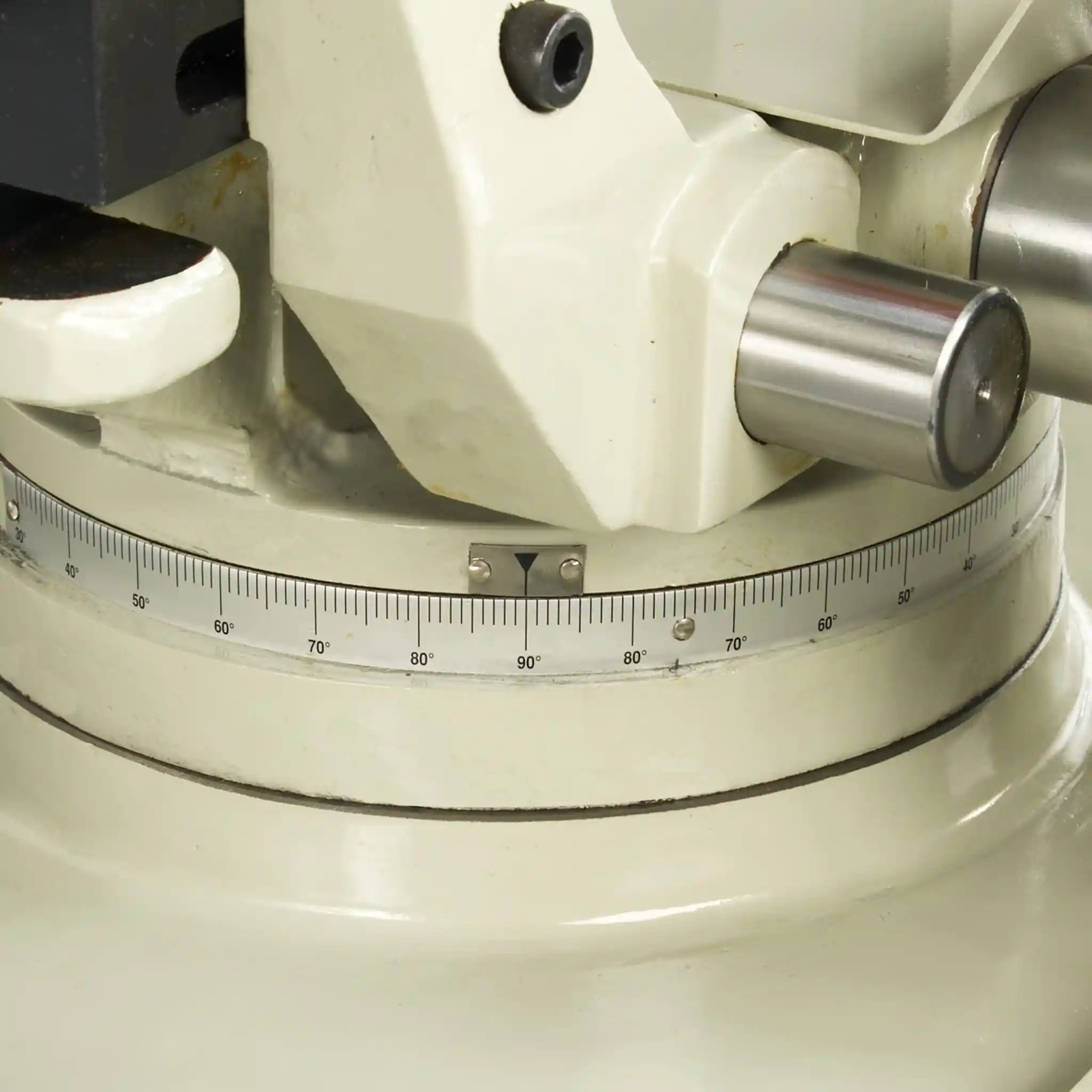 A image showing the miter angle protractor feature installed on the CS-350M cold saw, manufactured by Baileigh