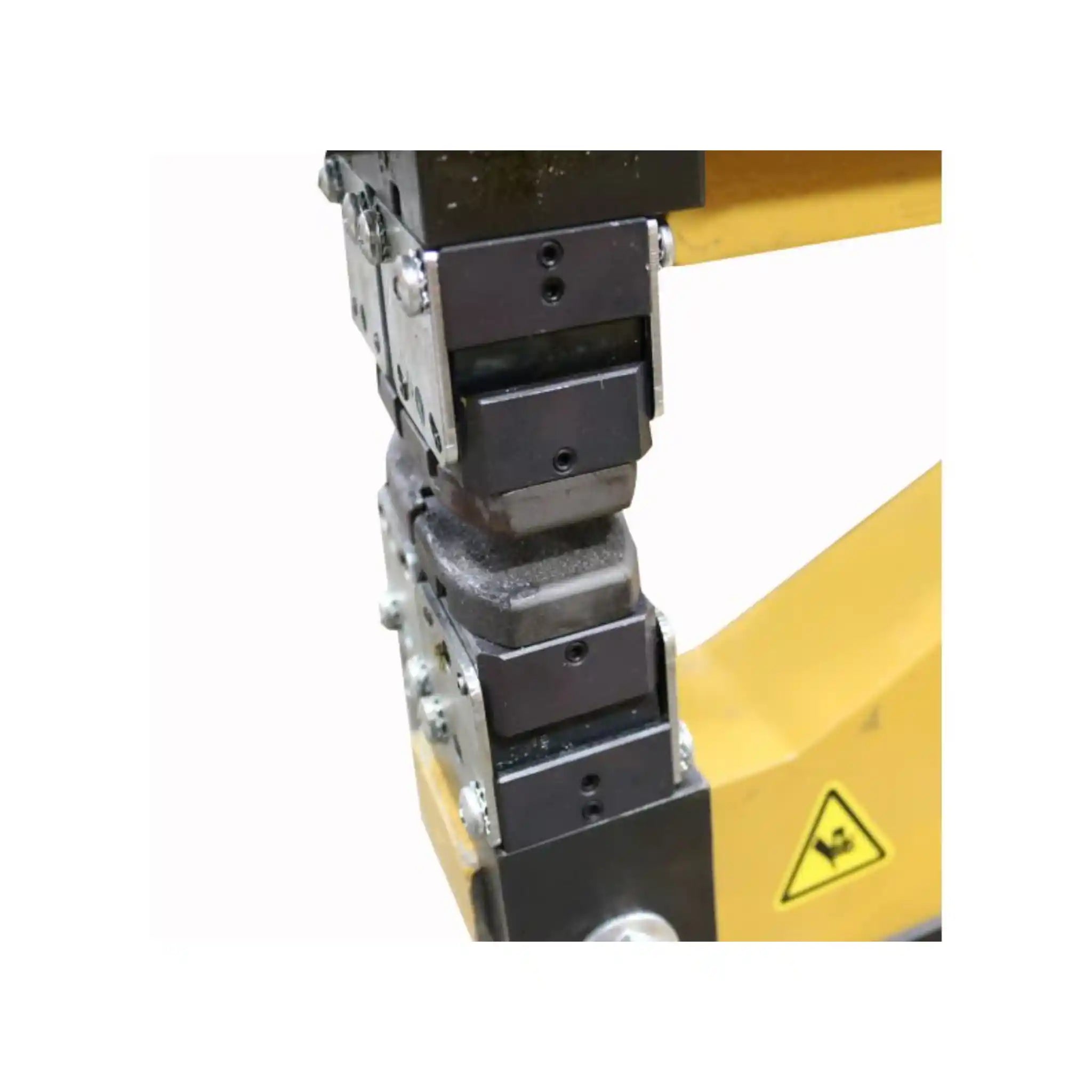 A side image of the Baileigh MSS-14F jaws