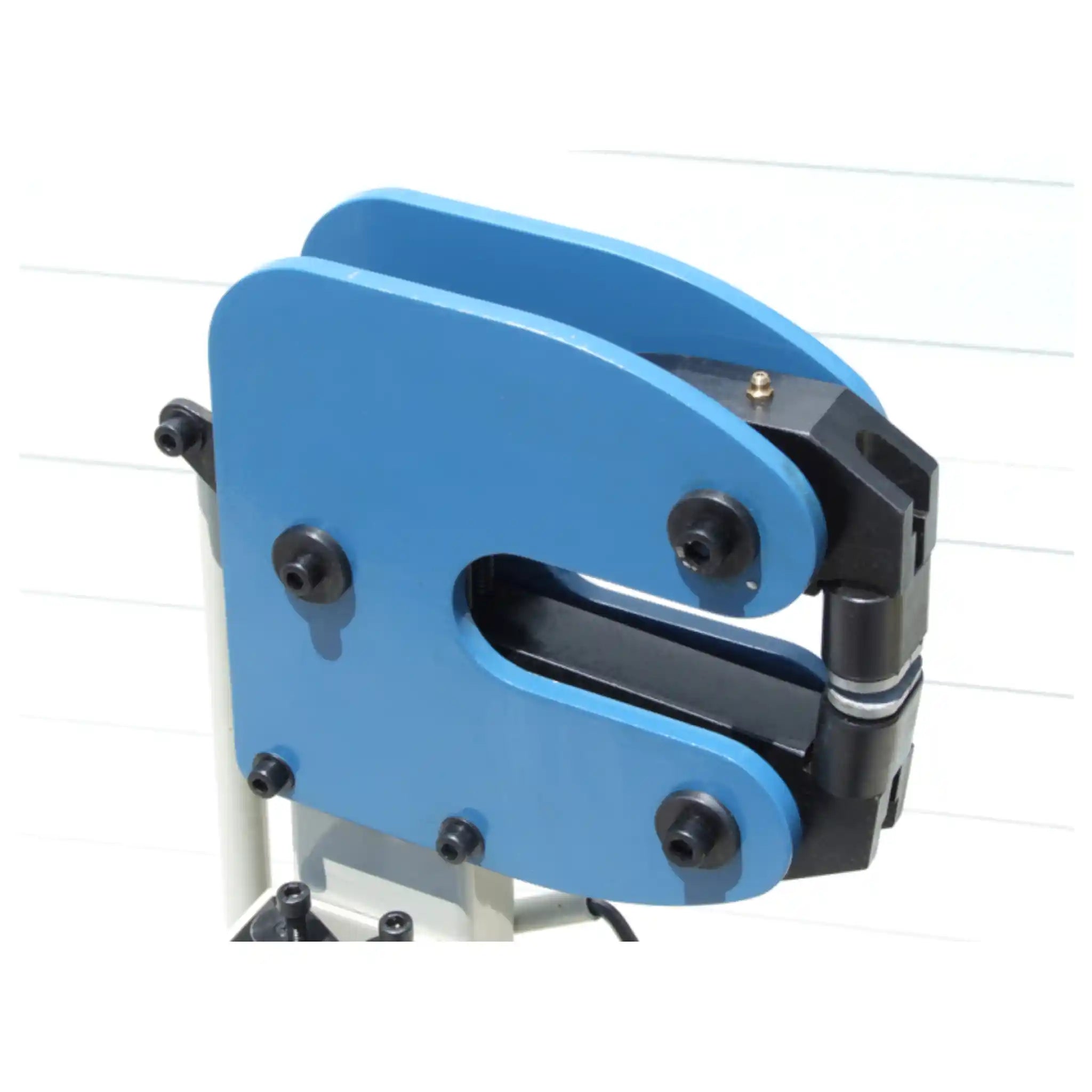 A up close image of the tooling installed on the MSS-16F shrinker stretcher manufactured by Baileigh
