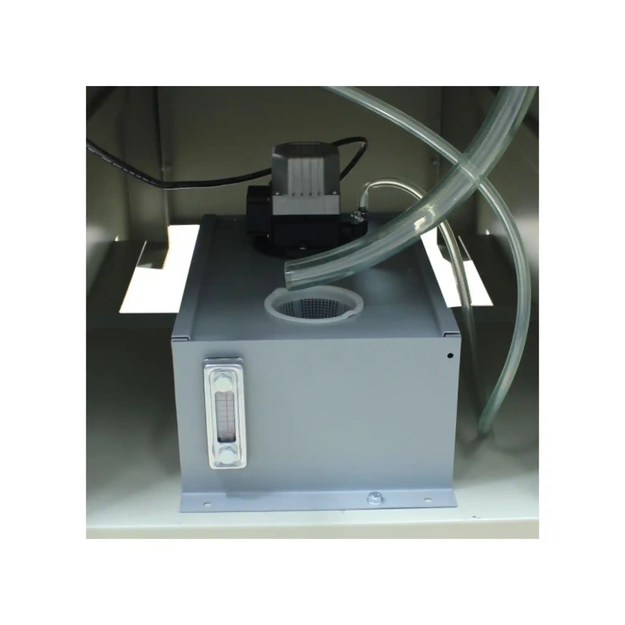 Fluid collection system on the metal cutting BS-350M bandsaw from Baileigh