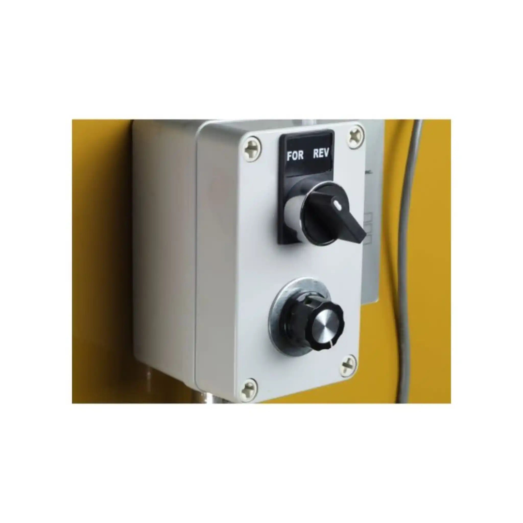 A image of the control box on the BR-16E-36 by Baileigh