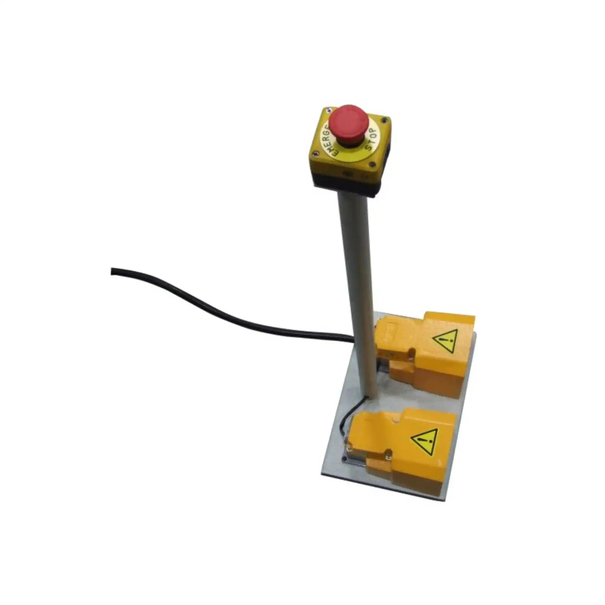 A image of the foot pedal to control the Baileigh R-M55