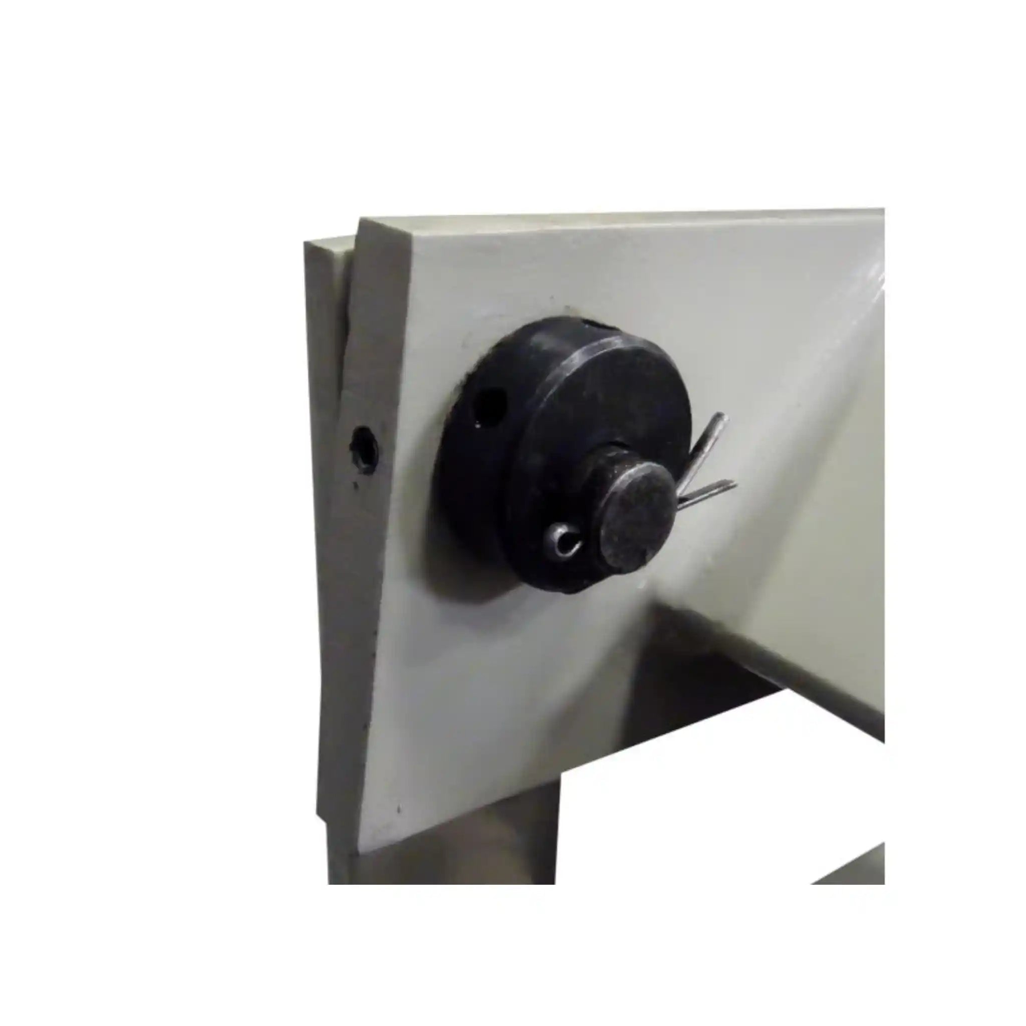 The pivot point on the Baileigh BB-2416E  machine