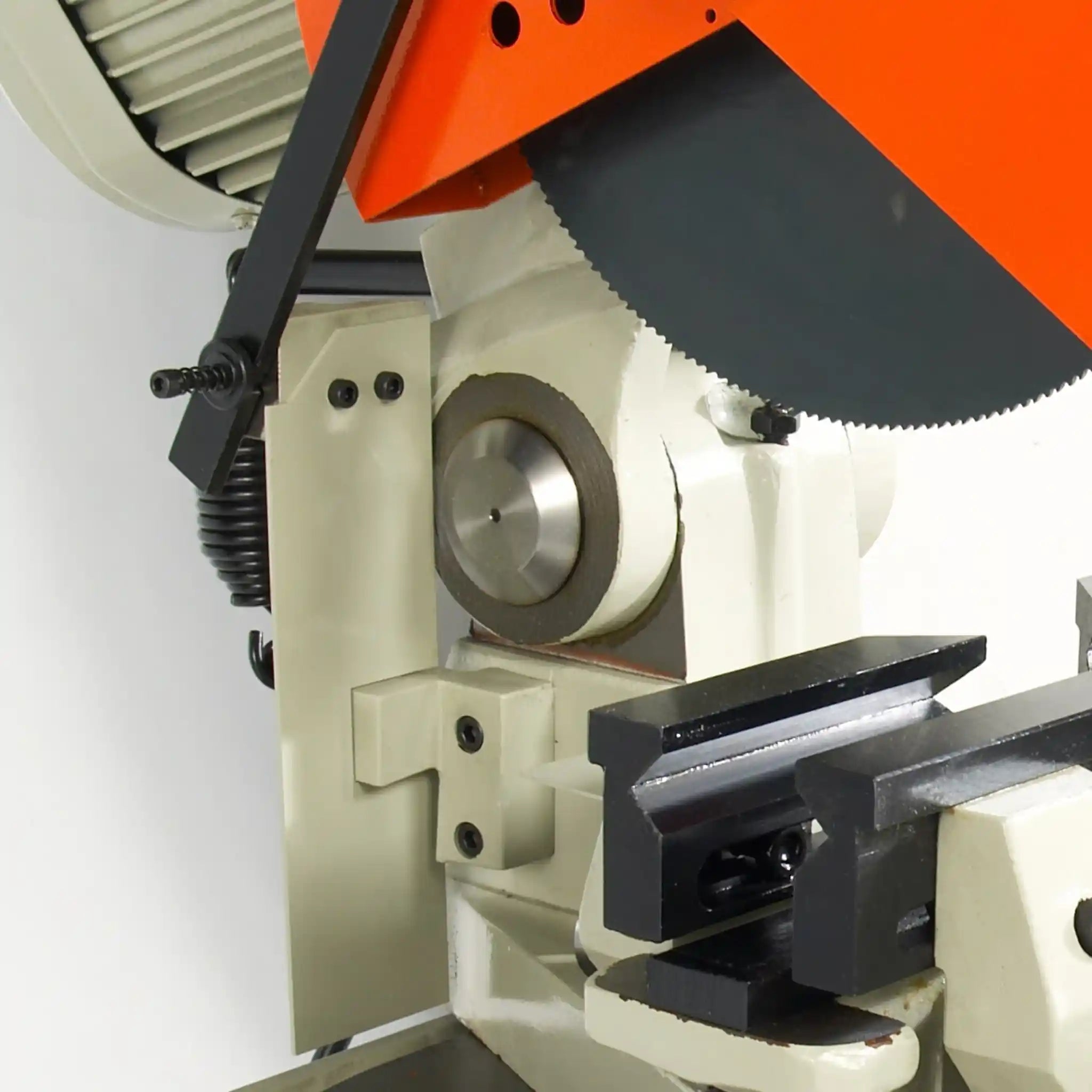 A image showing the saw head pivot mechanism on the Baileigh CS-350M cold saw