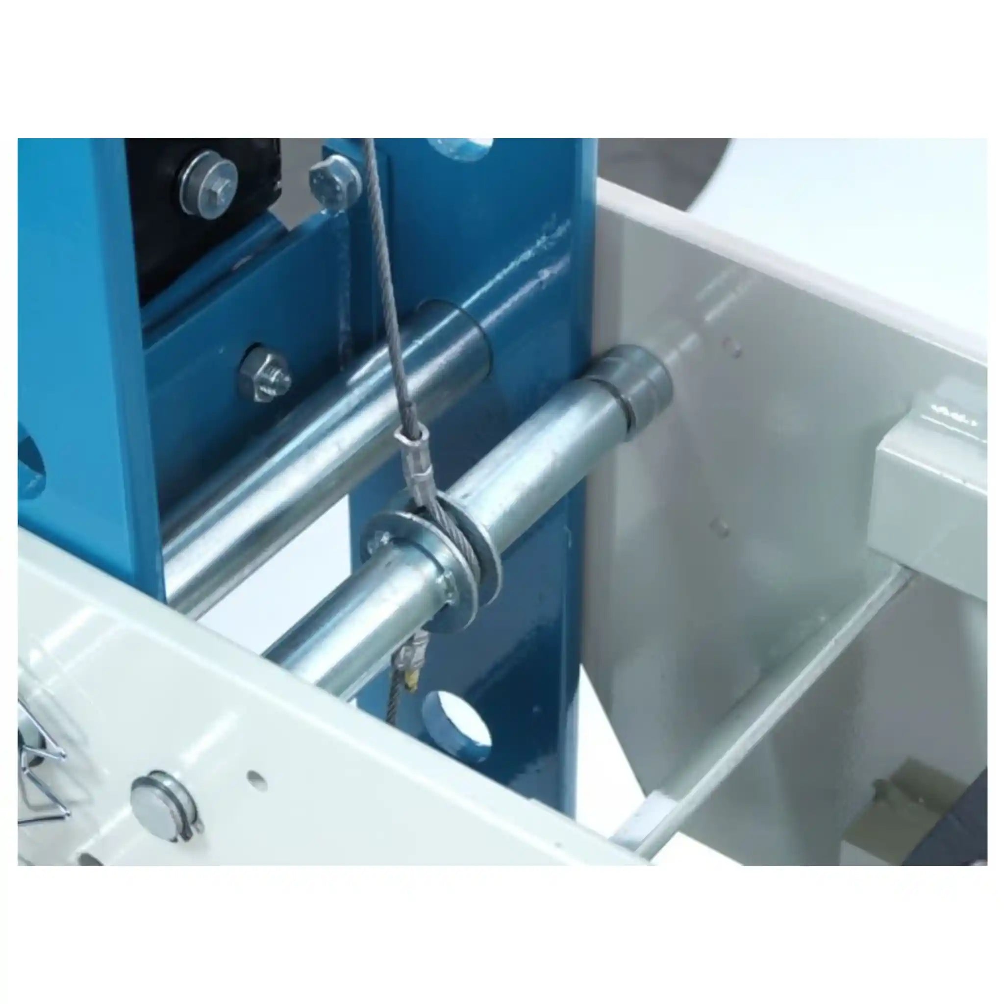 A close up image of the support pin and cable installed on the Baileigh HSP-75A