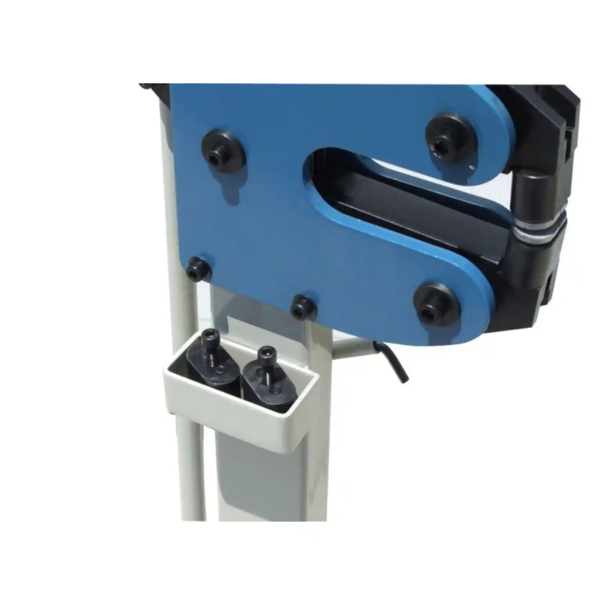 A image of the tooling, tooling storage on the Baileigh MSS-16F shrinker stretcher 